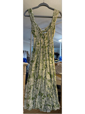 angie floral print keyhole maxi dress Angie Spaghetti Strap Keyhole Mini Dress Blue and White Floral